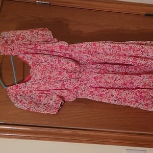 Just Taylor knee length floral pink dress. Size 6.